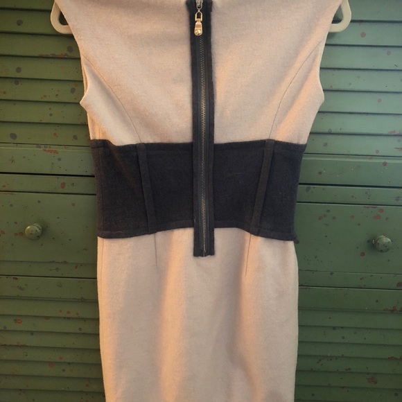 Adorable Miu Miu wool mini dress. - Picture 6 of 8